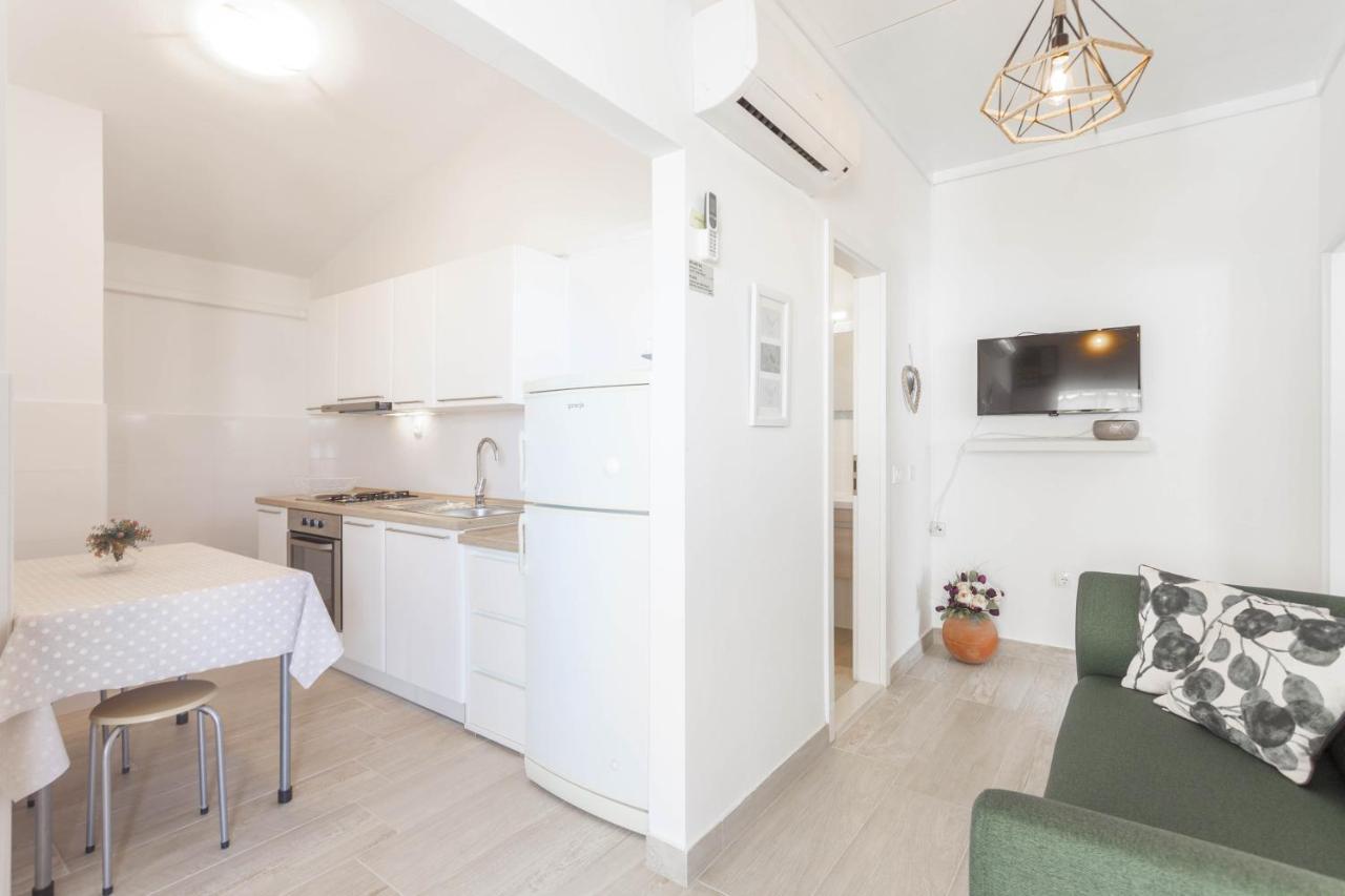 מאקרסקה Apartments Maras מראה חיצוני תמונה